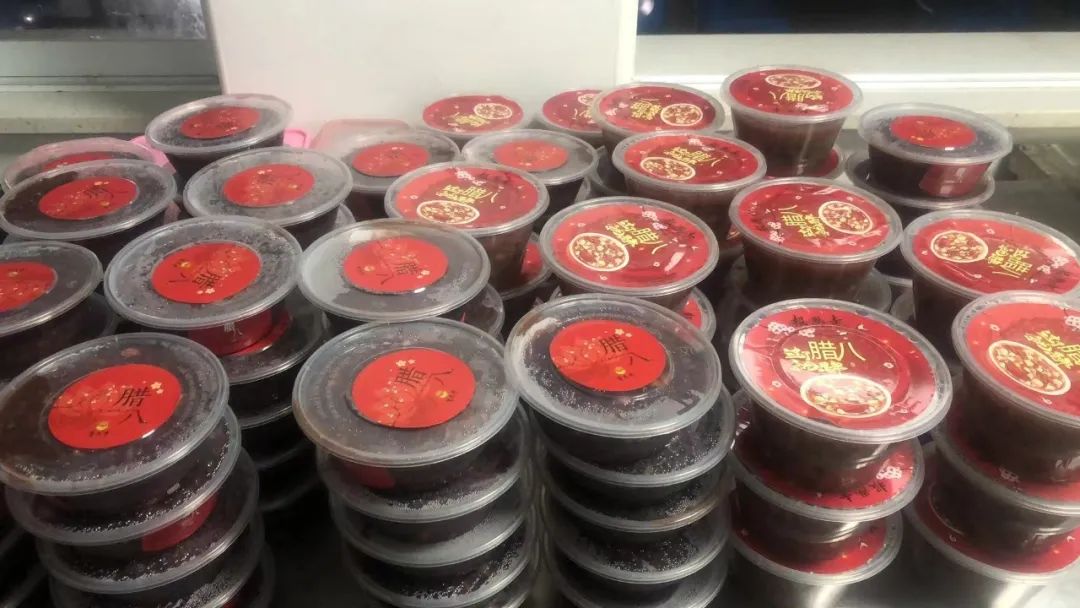 寒冬添暖 萬事“粥”全！協(xié)昌環(huán)保為員工送上愛心臘八粥